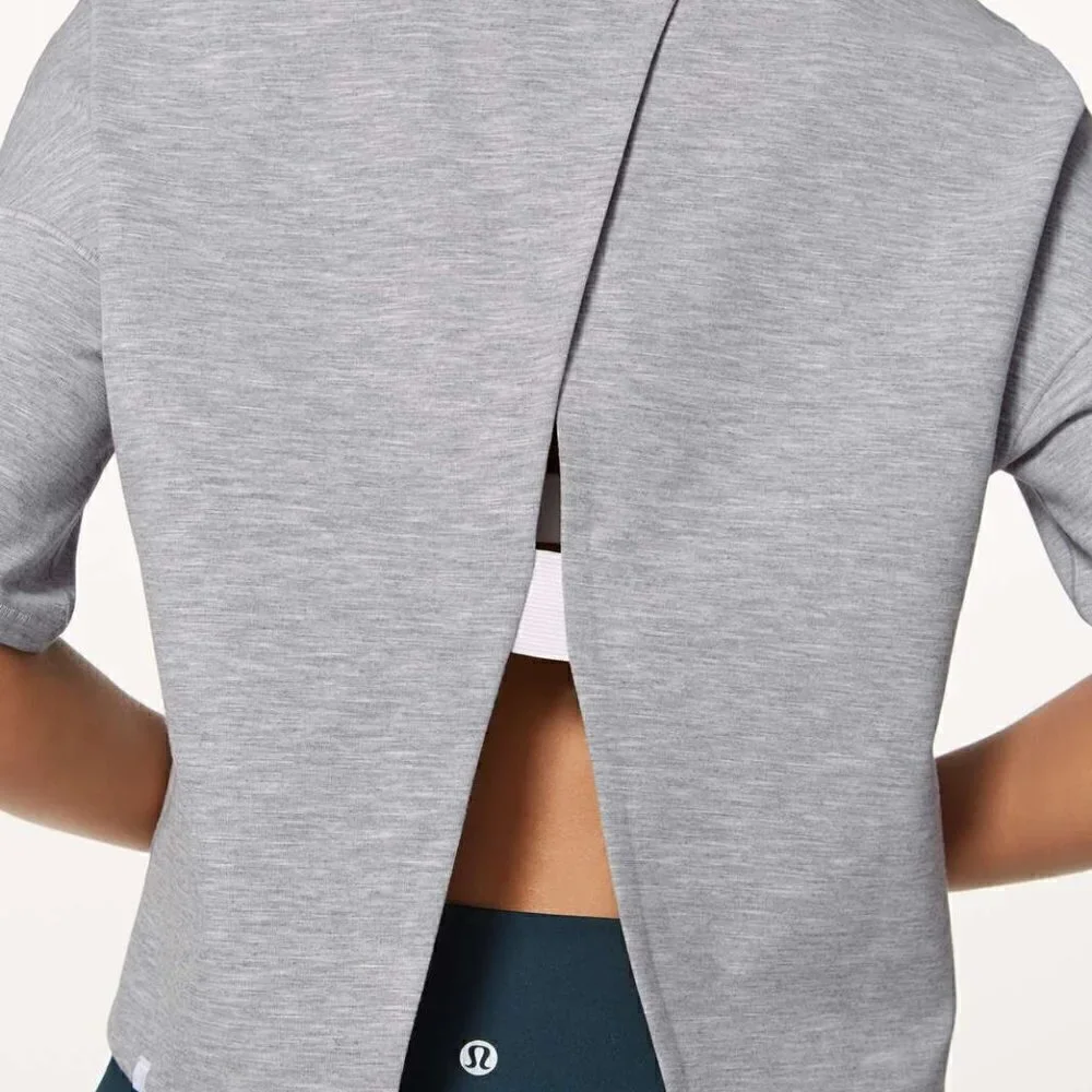 Lululemon Minimal Short Sleeve - 8